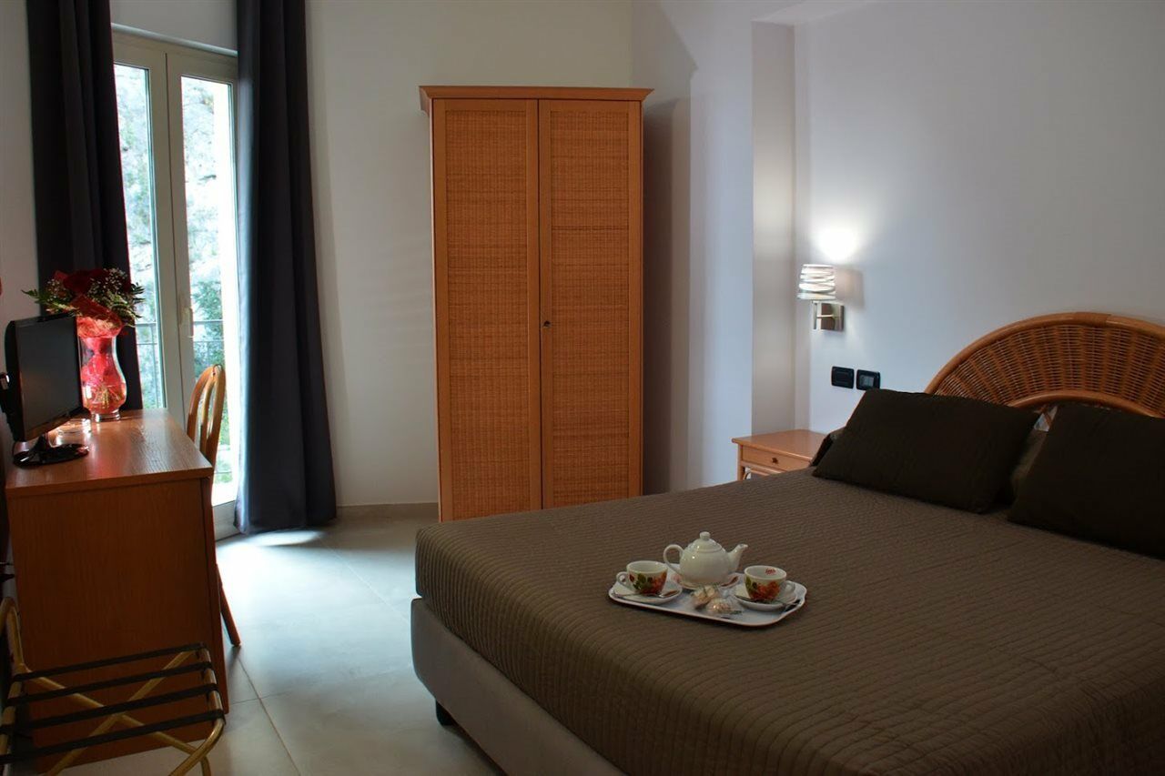 Corallo Hotel 4*