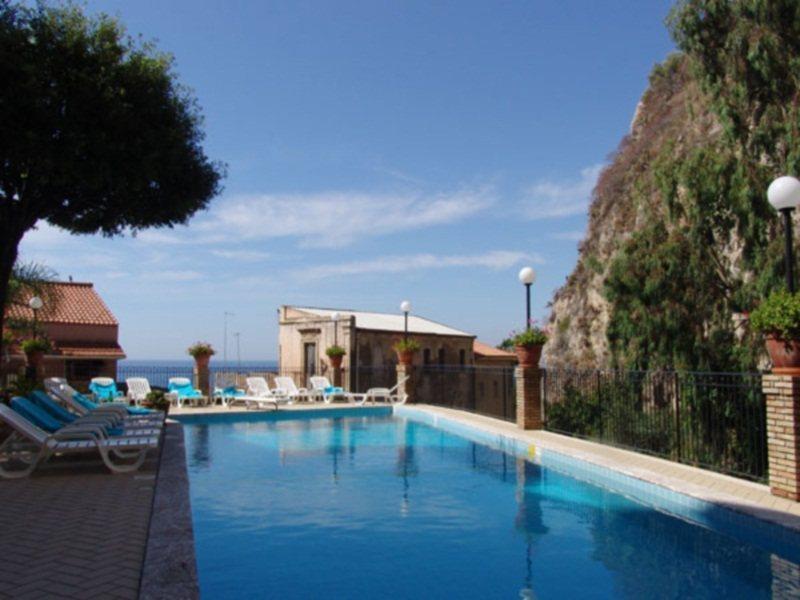 Corallo Hotel 4*