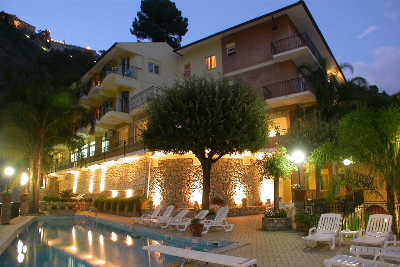 Hotel Corallo 4*